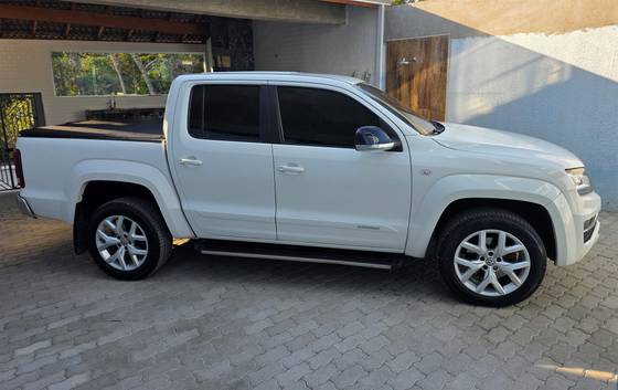 VOLKSWAGEN AMAROK 3.0 V6 TDI DIESEL HIGHLINE CD 4MOTION AUTOMÁTICO